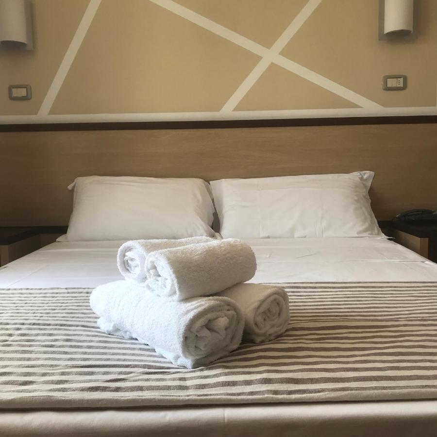 Hotel Royal San Benedetto del Tronto Exterior photo
